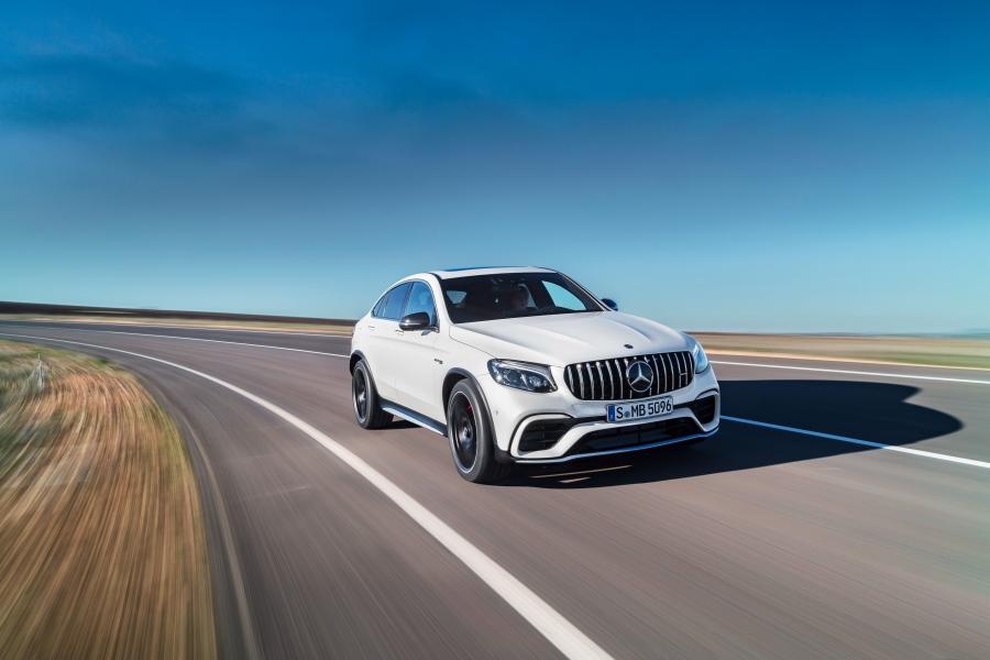  Mercedes-AMG GLC63 S 4Matic+ Coupe (C253) 2017 года  (WW) (фото 3 из 63)